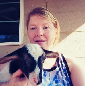 Meet your Posher, Lily